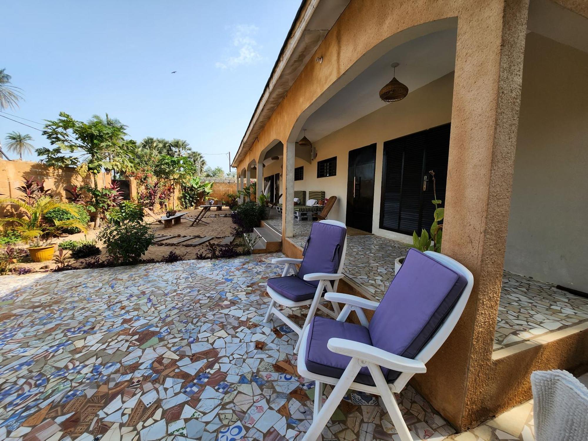 Pombo Kunda Villa Sanyang Exterior foto